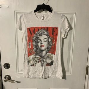 Vogue T-shirt